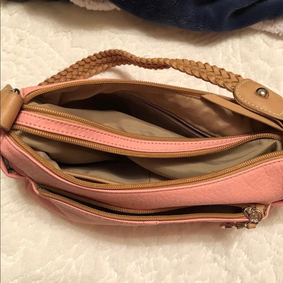 NWOT CL Purse - Picture 7 of 13